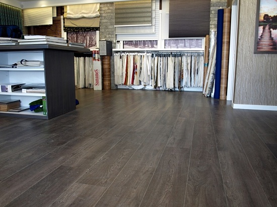 Дуб Стокгольм 04601