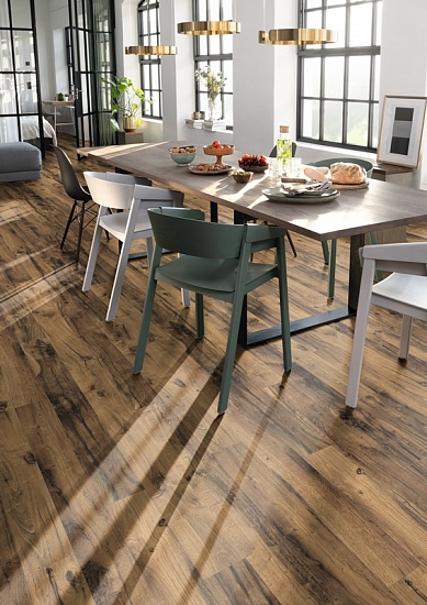 EPL043 Дуб Хантон светлый