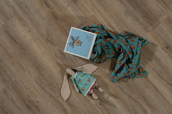 8870-EIR Дуб Женева